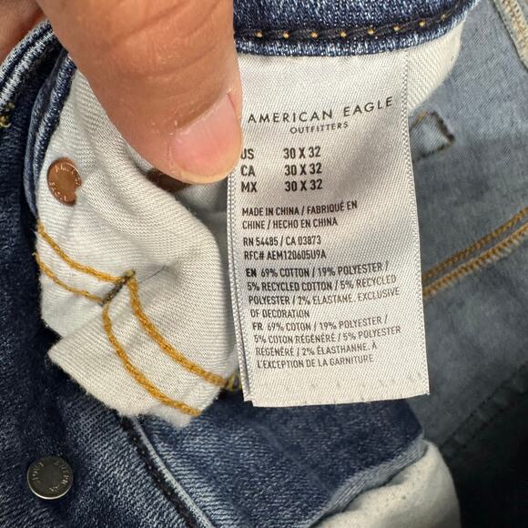 American Eagle Jeans Mens Baggy Relaxed Fit Whisker Medium Wash Blue Denim 30x32 - Picture 2 of 9